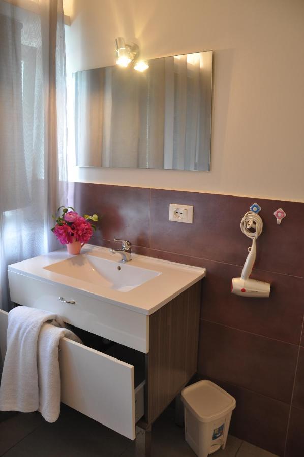 Smile Accomodation Sun Αόστα Εξωτερικό φωτογραφία